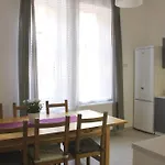 Crown Apartment
